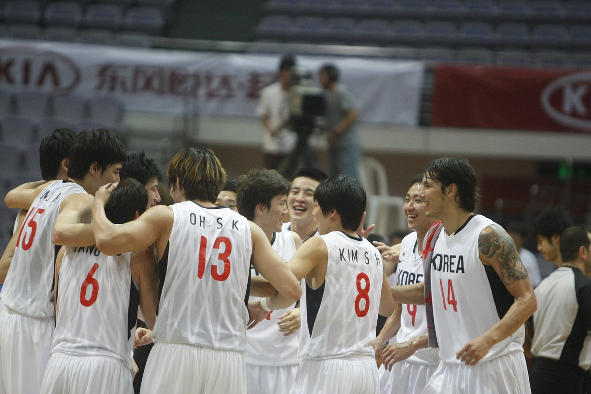 韩国队力求在篮球比赛中取得突破
