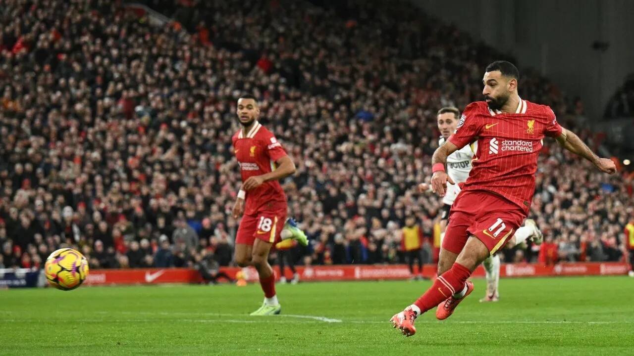 包含强弱对决成焦点，欧洲豪门球队备战底特律的词条