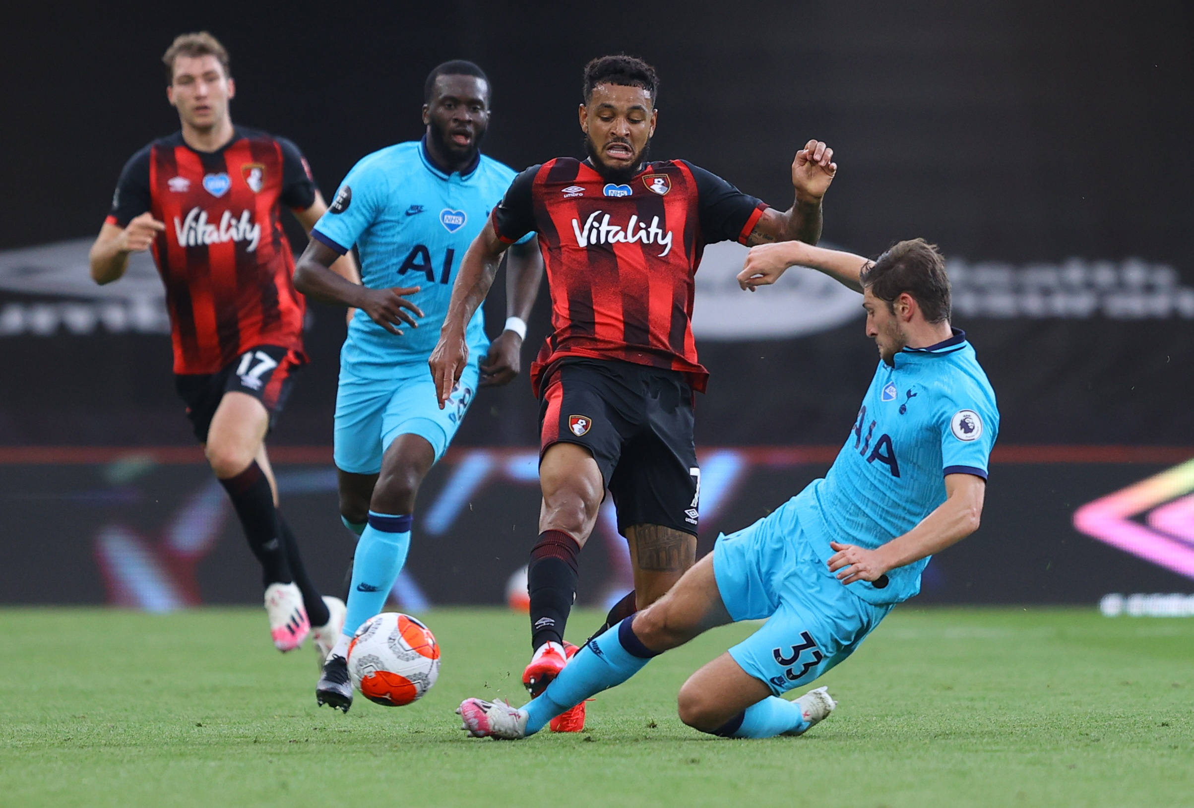 九游体育APP下载-欧洲国家间联赛竞争激烈，球队出色表现备受瞩目的简单介绍