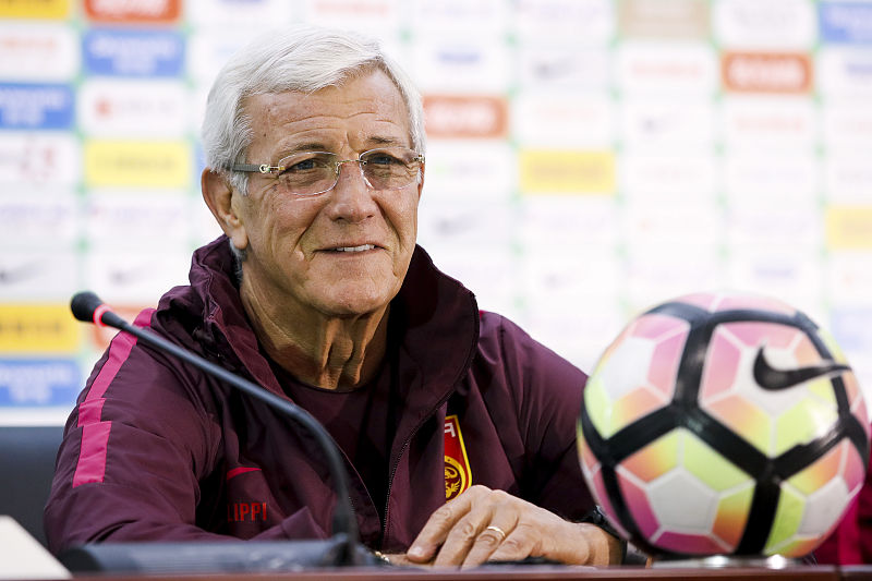 包含皇家马德里俱乐部签约法国前锋，引发球迷热议的词条