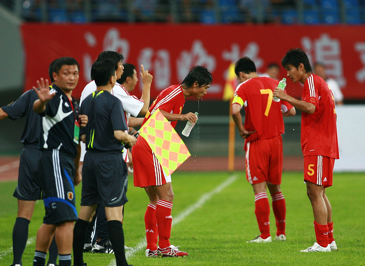 九游体育APP下载-白俄罗斯队落败于对手，扼腕憾失半决赛