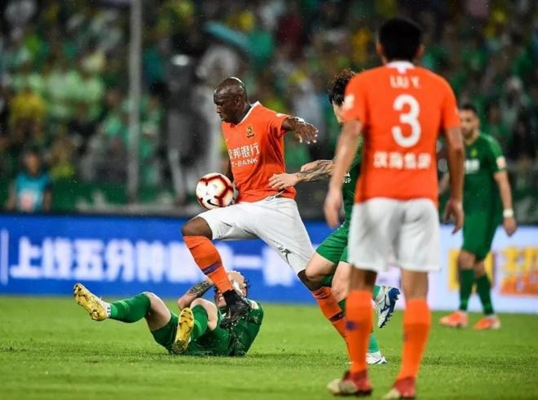 武汉卓尔战胜华夏幸福，连胜势头不减的简单介绍