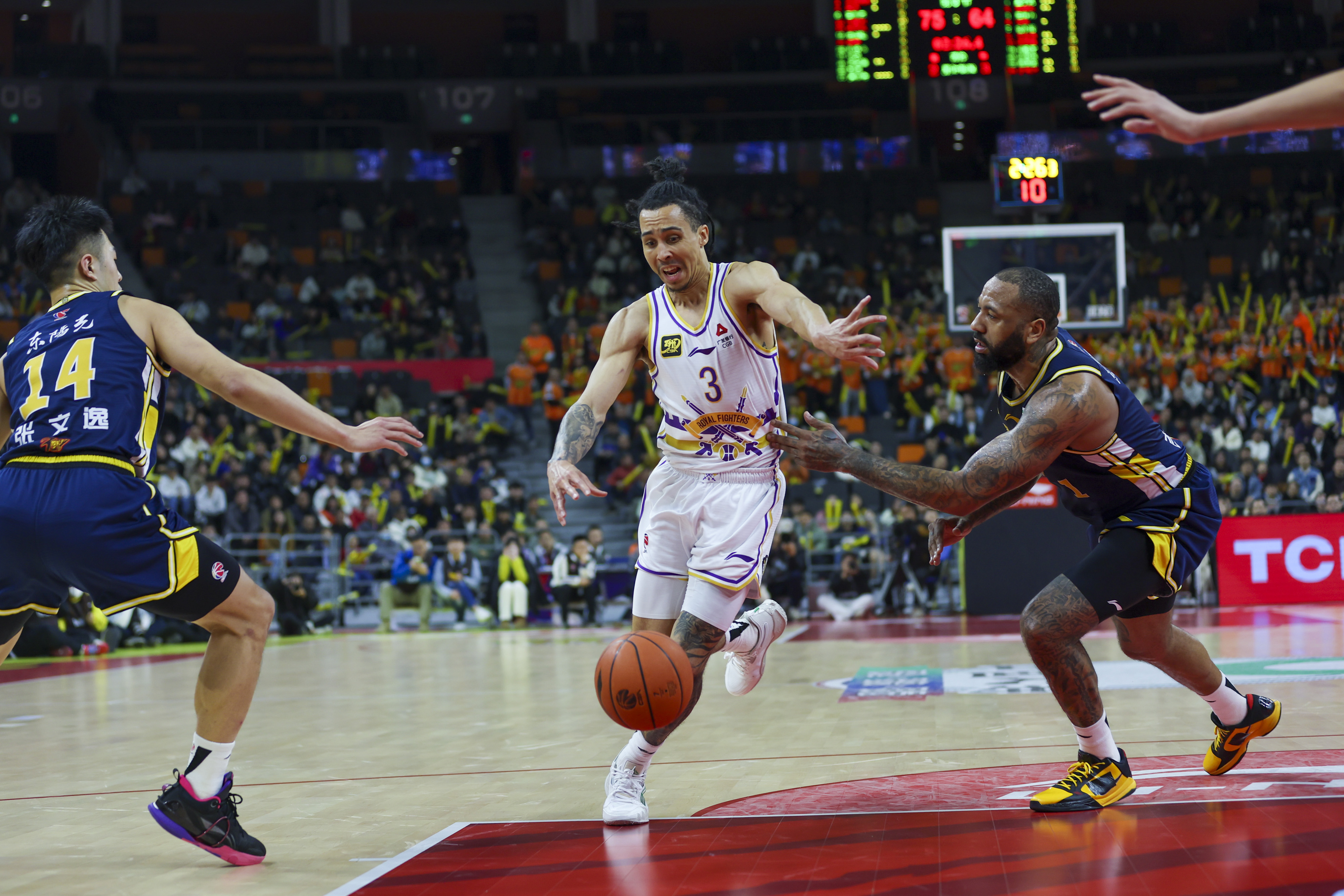 九游娱乐入口-关于激战场面：中国队战胜对手，赛场震撼的信息