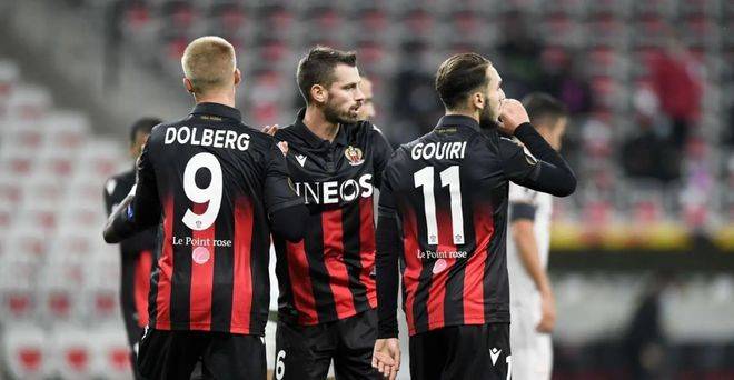 关于阿拉维斯在主场力克劲旅收获宝贵分的信息