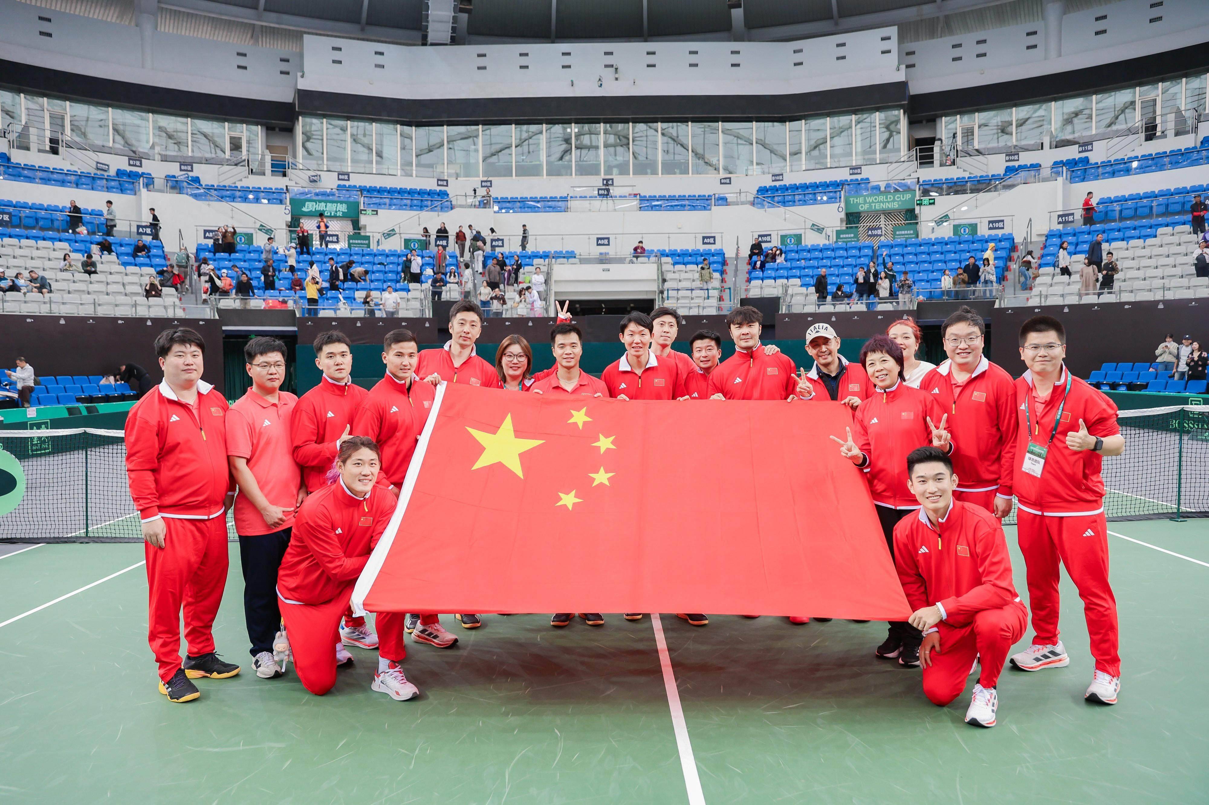 九游娱乐-荷兰队成功晋级欧国联半决赛，士气高涨的简单介绍