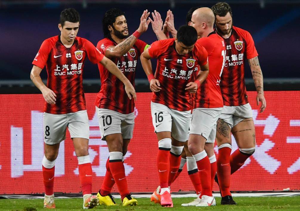 关于上港客场胜权健，保持领先优势的信息