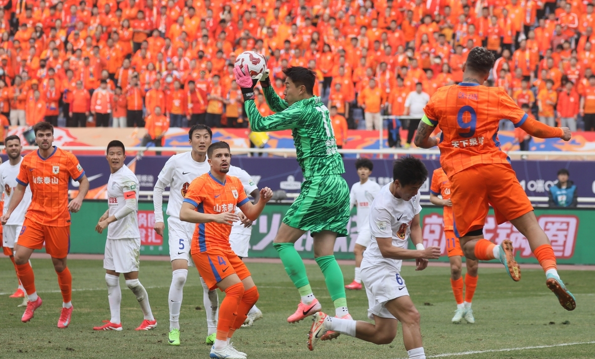 中超球队备战胜利，士气高昂向前冲的简单介绍