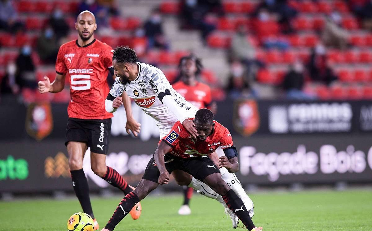 蒙彼利埃主场大胜尼斯，持续领跑法甲榜