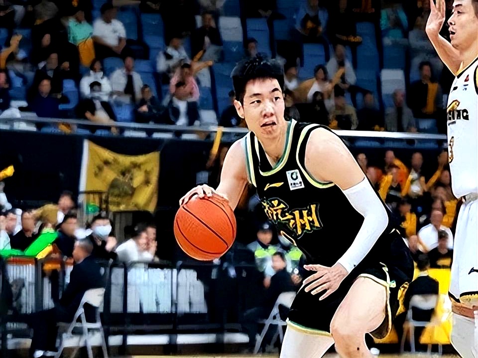 九游娱乐首页-特鲁瓦稳守胜利，球队整体表现出色的简单介绍