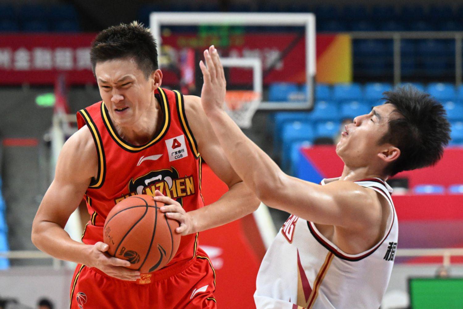 九游APP-深圳队惨遭深圳队逆袭，客场失利