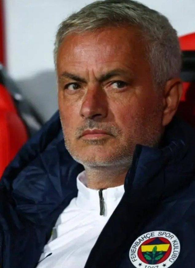 关于桑普多利亚连平不胜，战绩走低临危不危的信息