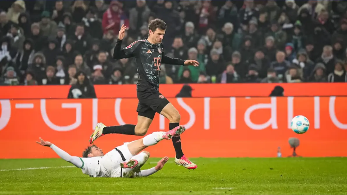 九游体育平台-门兴格拉德巴赫豪取连胜，追赶领先