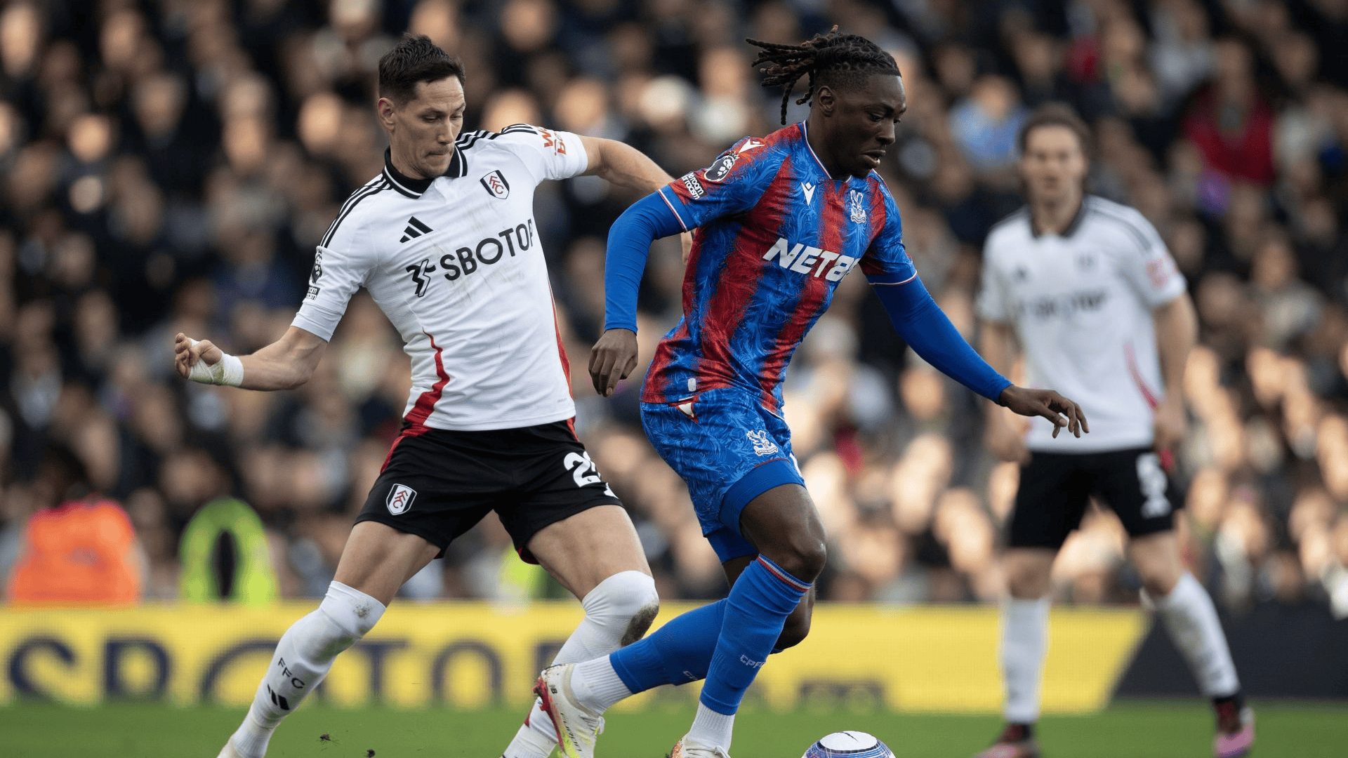 水晶宫主场胜利富勒姆，保级压力稍减