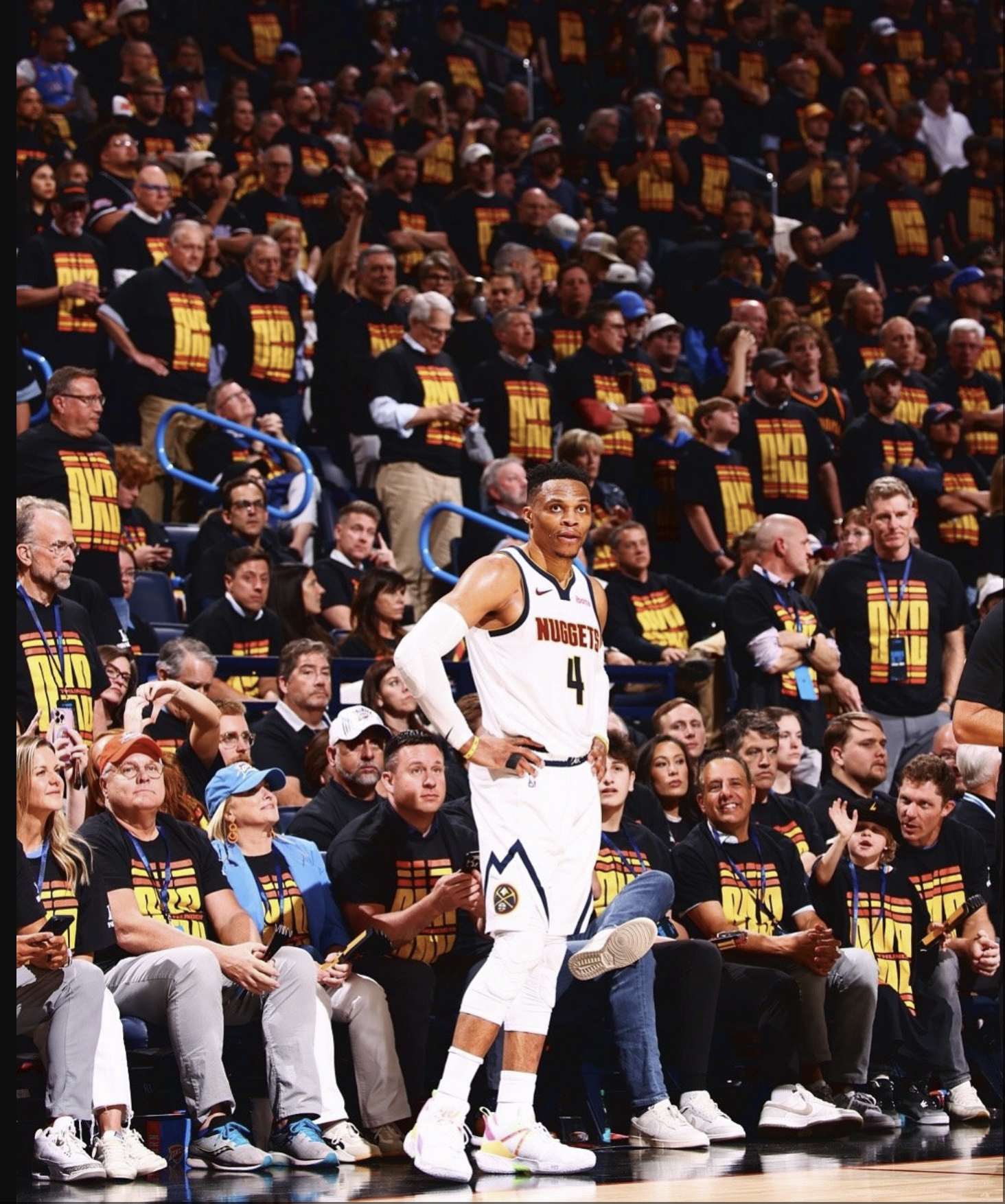 掘金勇夺开拓者，小将表现出色