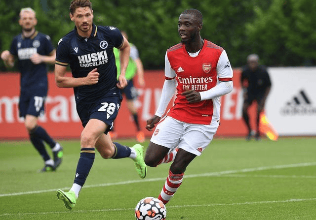 九游体育直播-伯恩利客场大胜对手，迎来赛季首胜